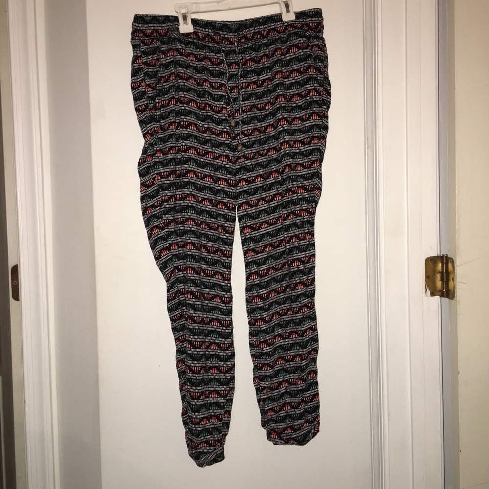 Old navy pants(women’s)